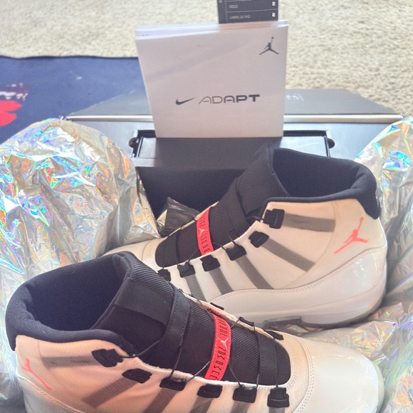 Jordan Adapt VErsion 1.0 year 2020 - Picture 1 of 4